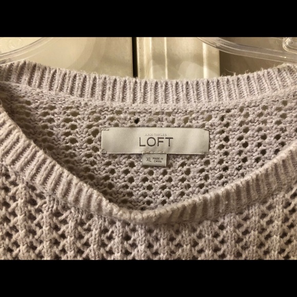 Loft Sweater in a blush color XL. - Picture 2 of 5